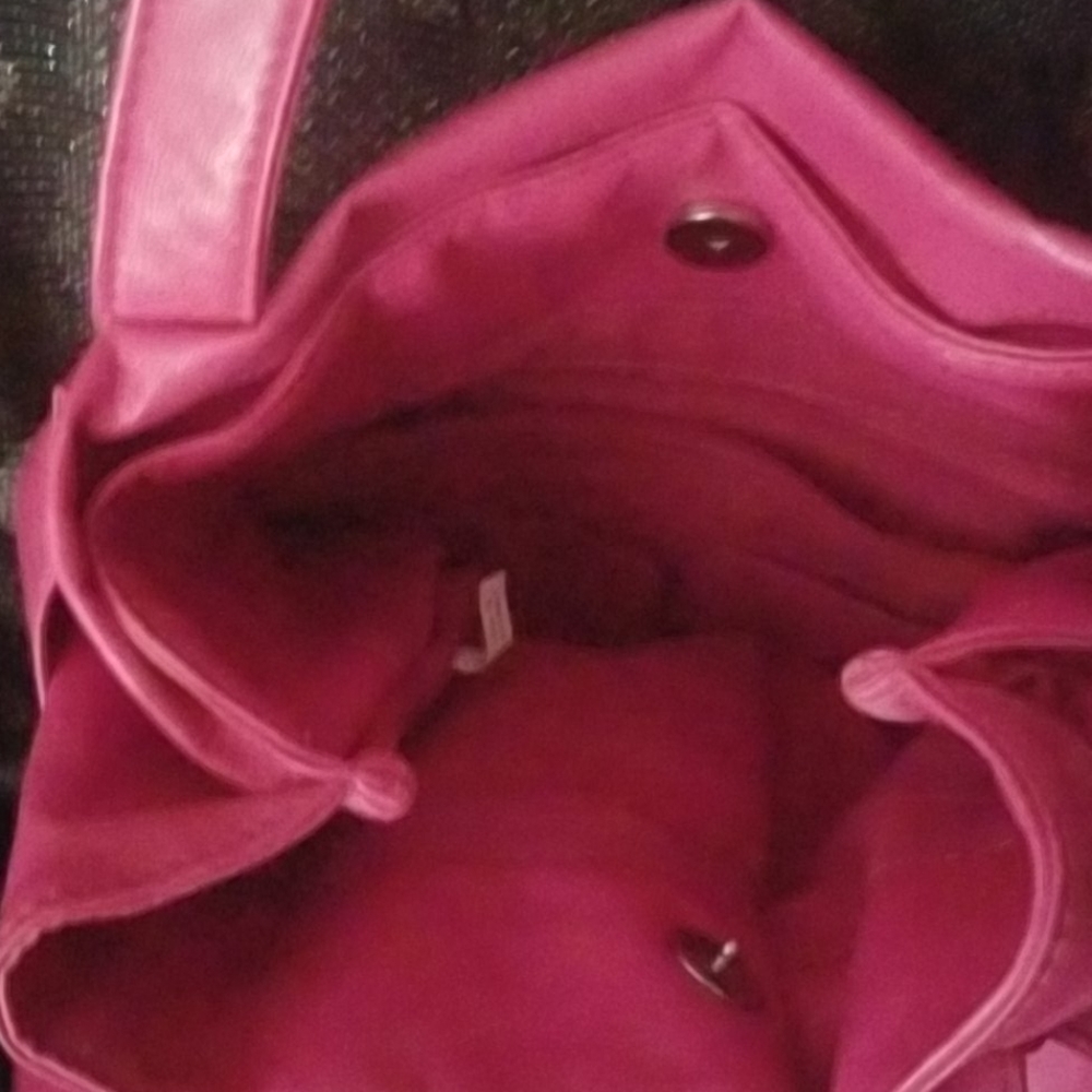 Pink purse - Picture 3 of 3